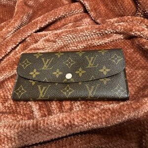 Louis Vuitton Monogram Brown Emilie Wallet